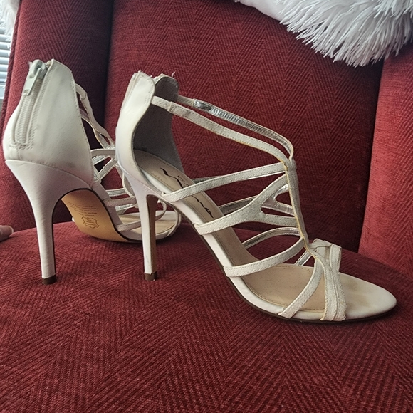 Shoes - Picture 2 of 3